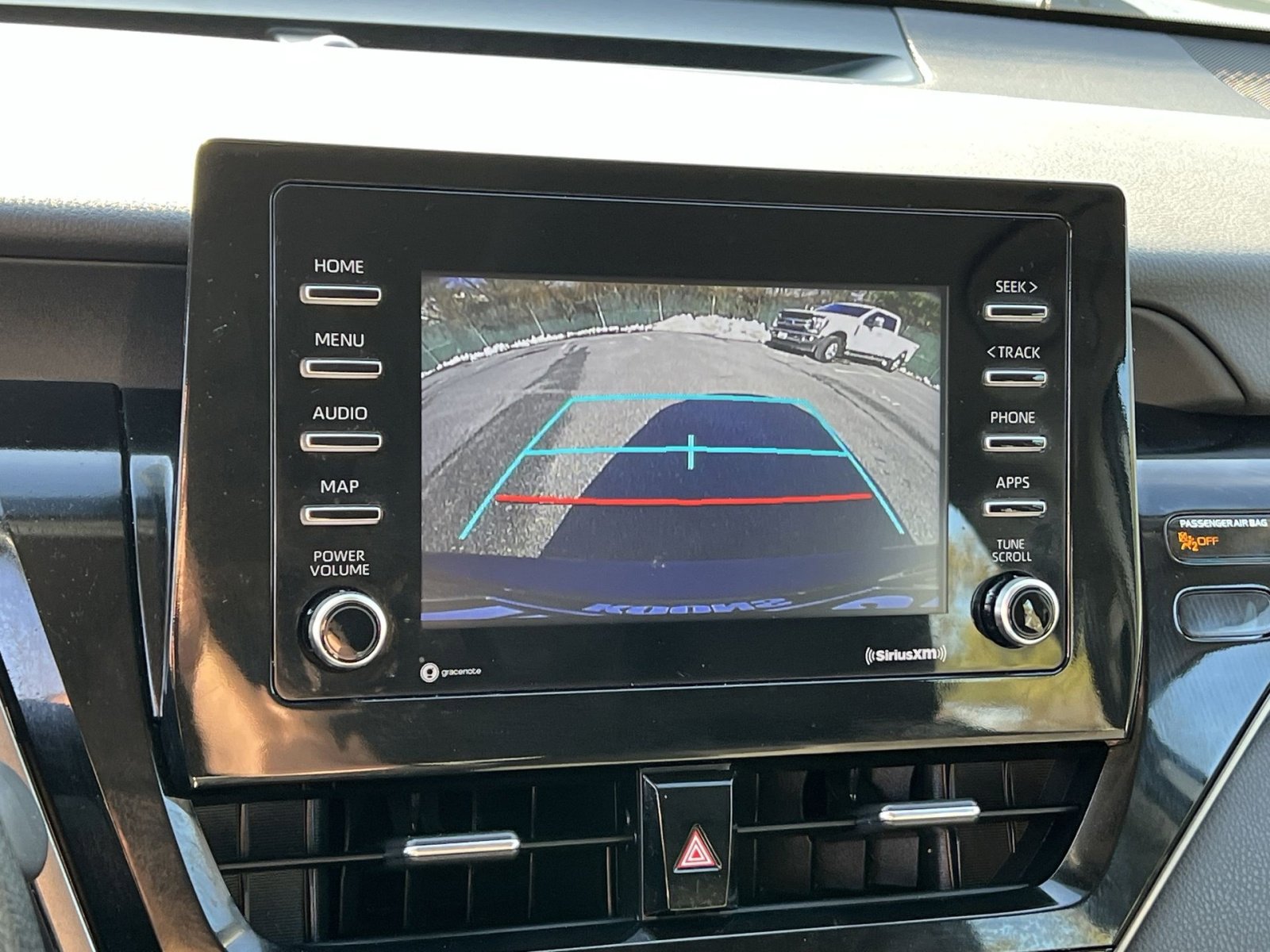 Used 2022 Toyota Camry LE image 17