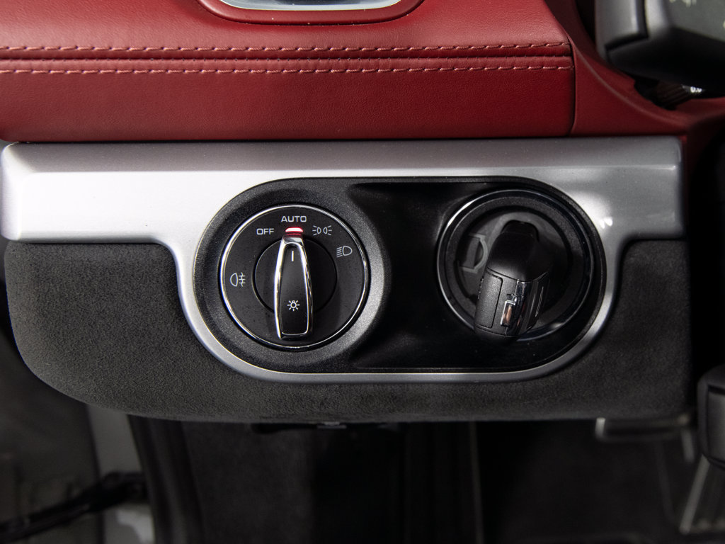 Certified 2021 Porsche 718 Boxster Spyder RWD image 24