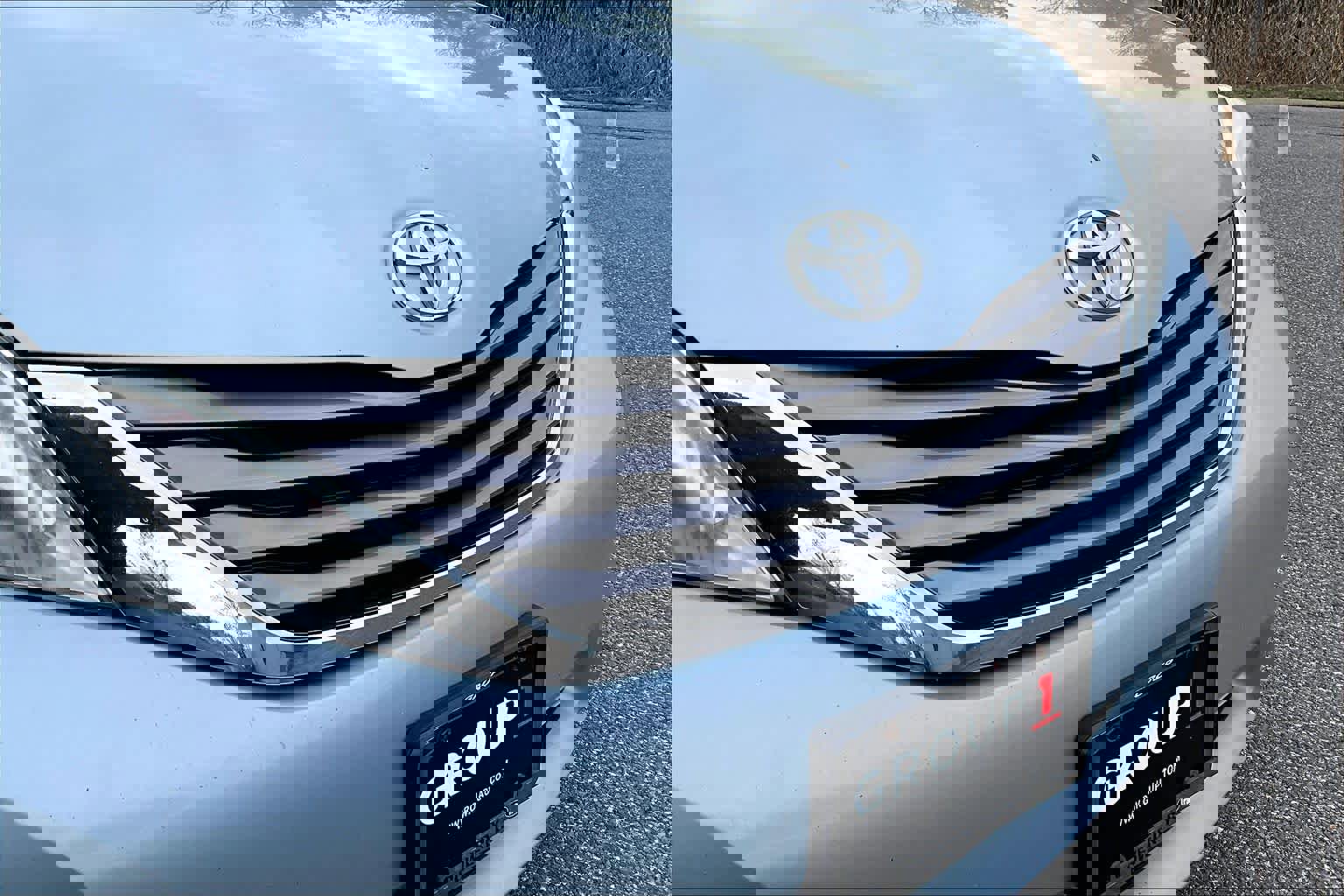 Used 2016 Toyota Sienna XLE w/ XLE Navigation Package image 32