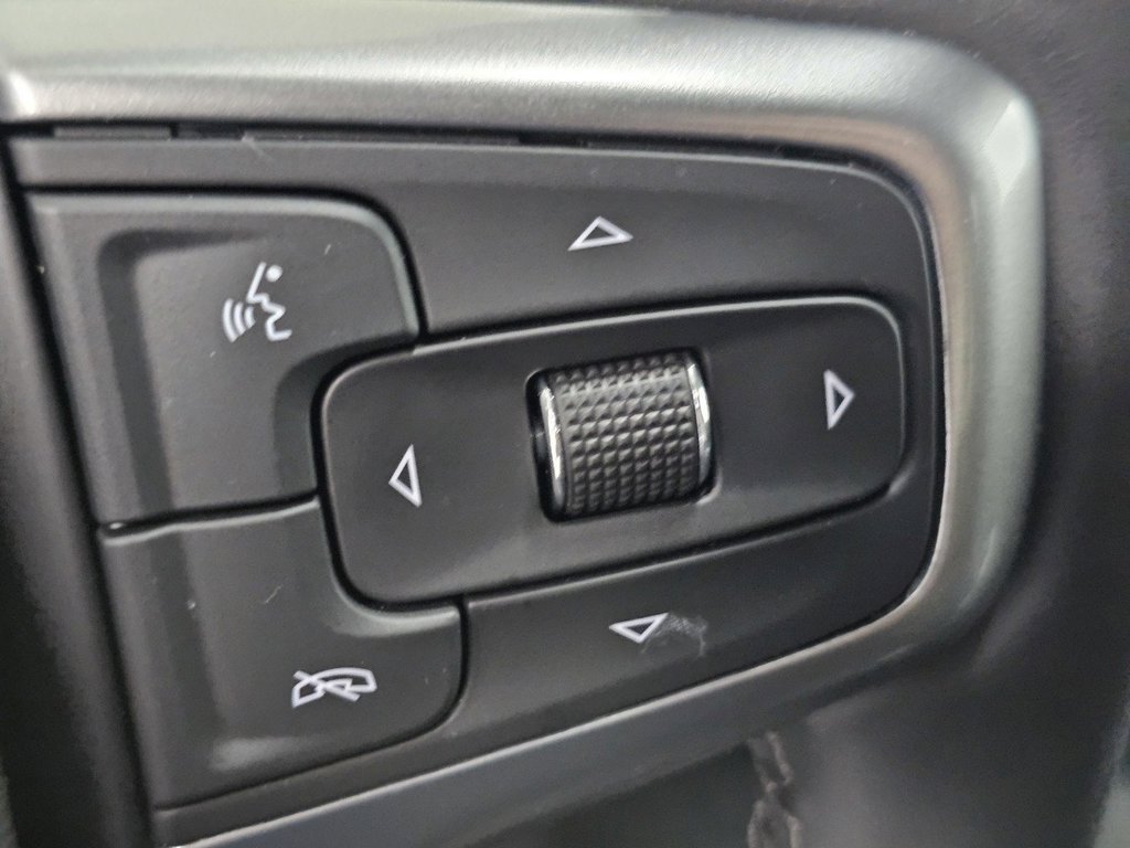 Used 2024 Chevrolet Silverado 1500 LT AWD/4WD image 34