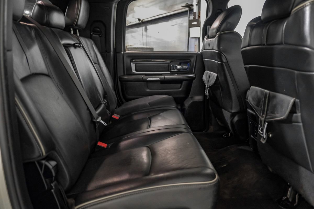 Used 2017 RAM 3500 Laramie Longhorn AWD/4WD image 36