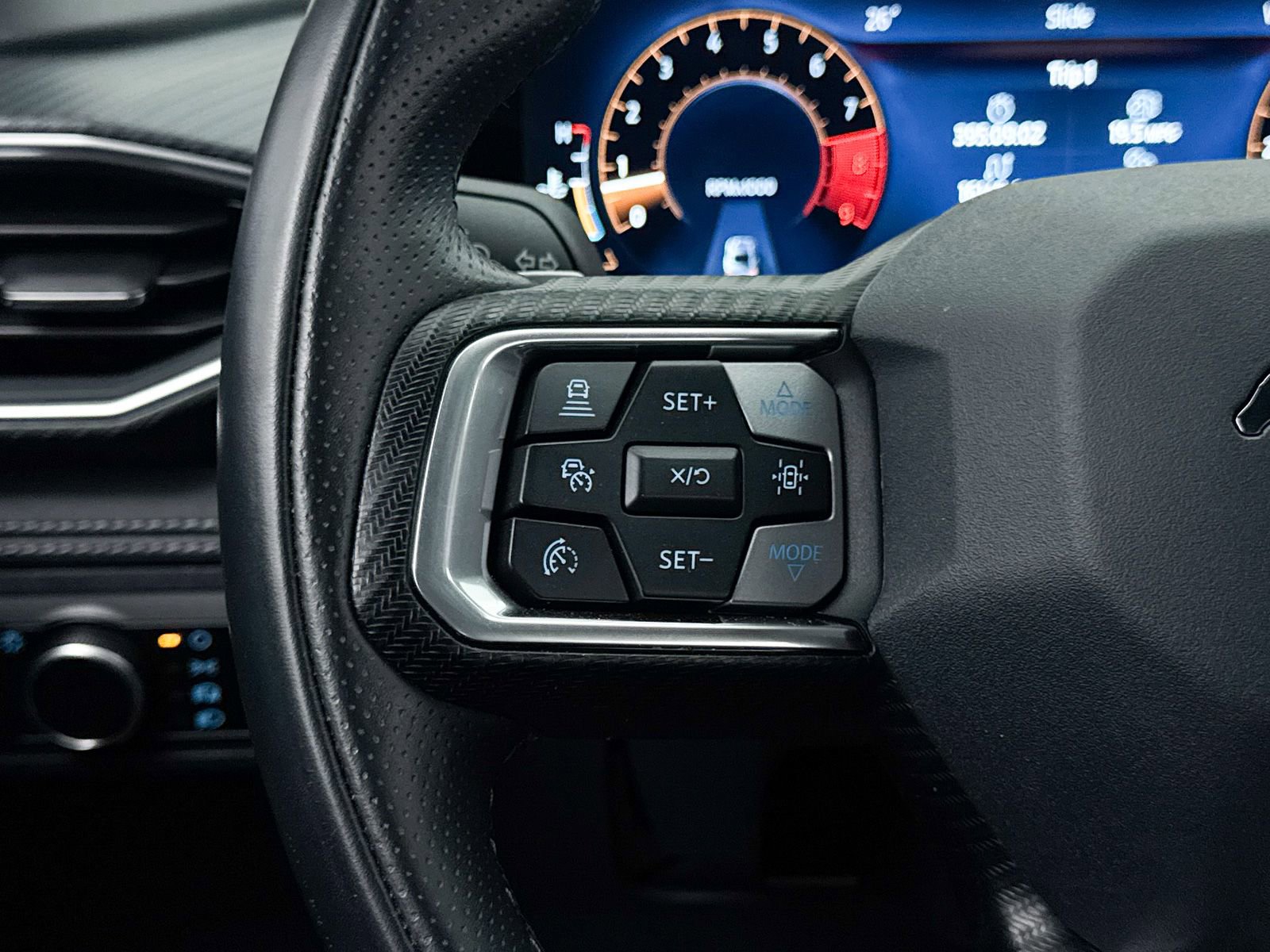 Used 2024 Ford Mustang GT Premium RWD image 33