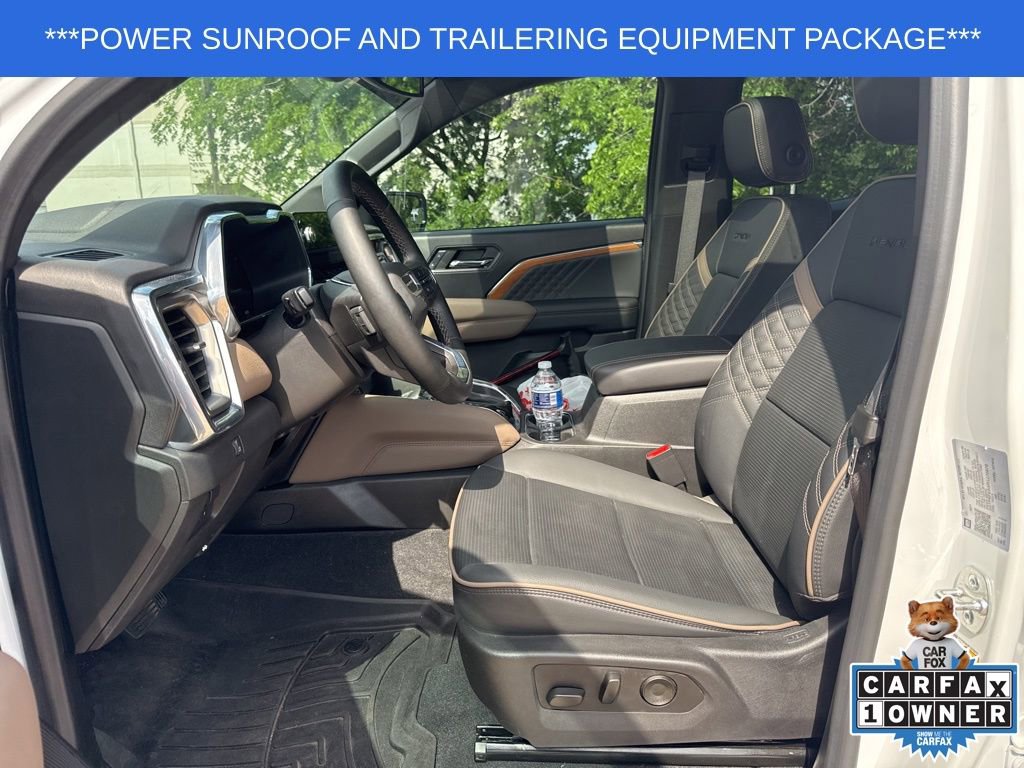 Used 2024 GMC Canyon Denali image 12