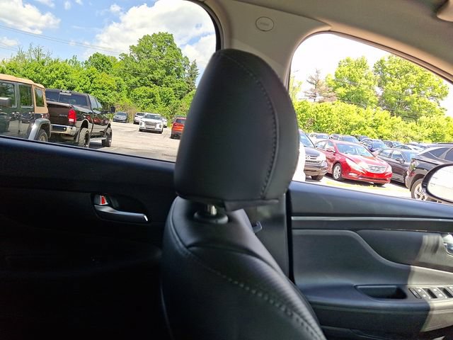 Certified 2023 Hyundai Santa Fe XRT AWD/4WD image 13