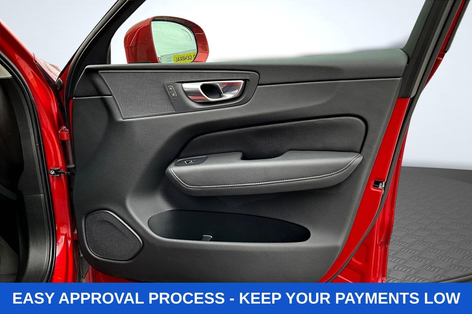 Used 2021 Volvo XC60 T5 Momentum w/ Premium Package image 36