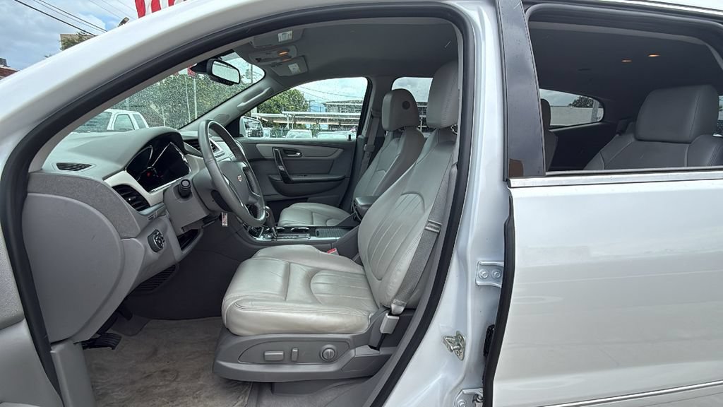Used 2016 Chevrolet Traverse LTZ AWD/4WD image 24