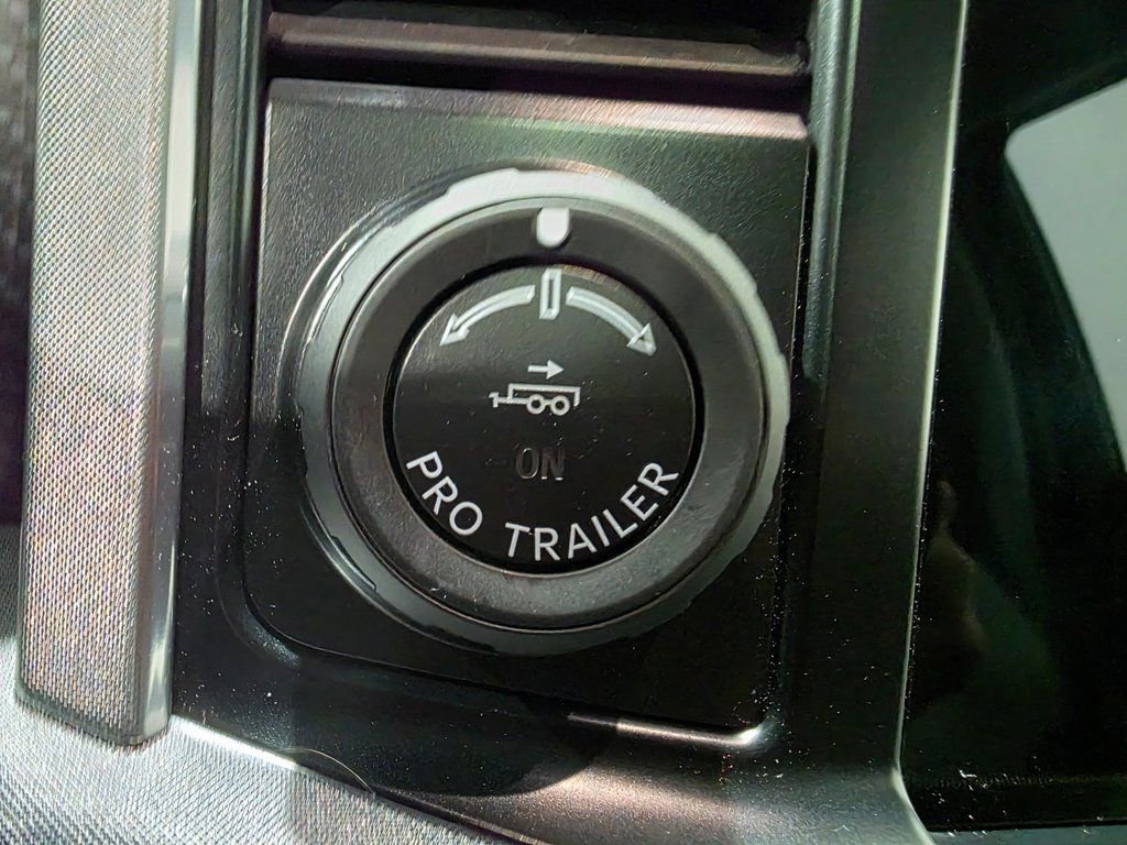 Used 2022 Ford F150 Limited image 39