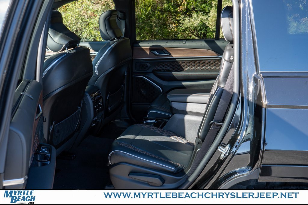 Certified 2024 Jeep Grand Cherokee L Summit w/ High Altitude Package image 14