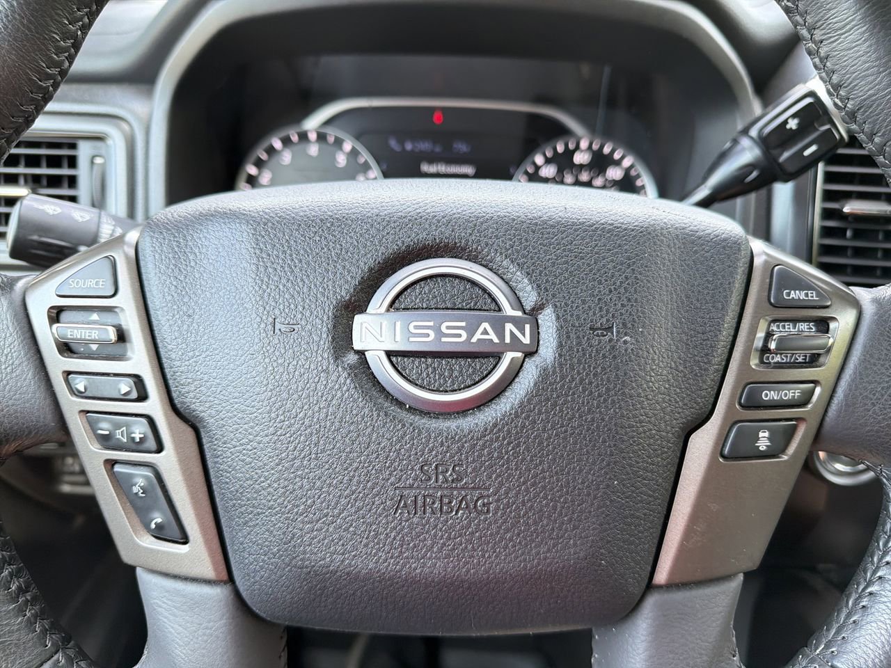 Certified 2024 Nissan Titan SV w/ SV Bronze Edition Package RWD image 13