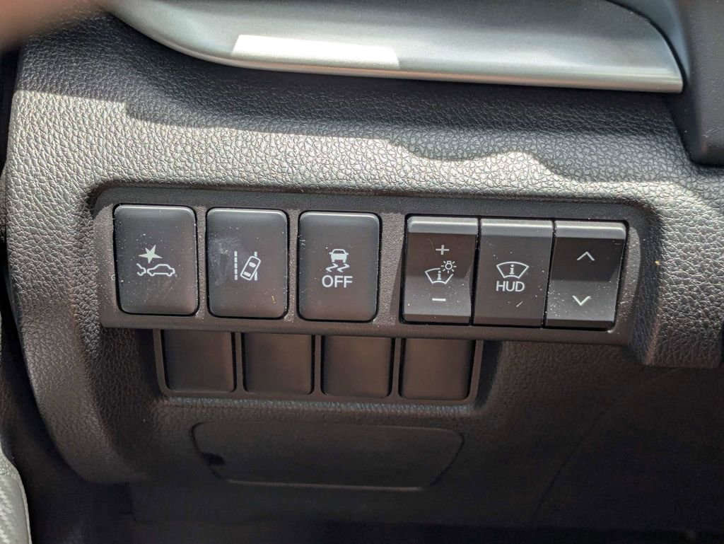 Used 2023 Mitsubishi Eclipse Cross SEL AWD/4WD image 27