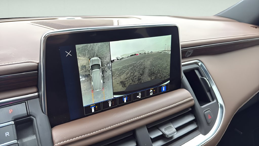 Used 2023 Chevrolet Tahoe High Country w/ LPO, Illumination Package AWD/4WD image 36