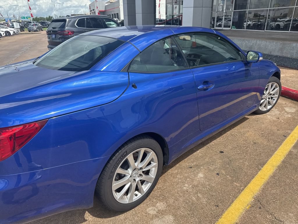 Used 2010 Lexus IS 250C RWD image 2