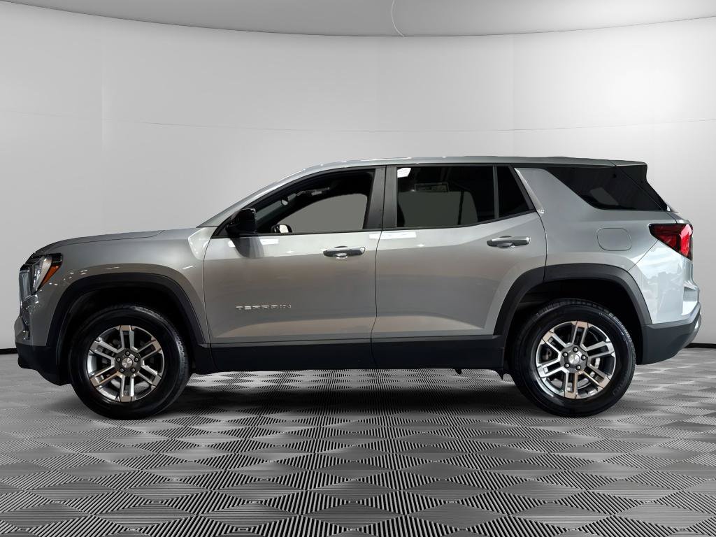 Used 2026 GMC Terrain Elevation AWD/4WD image 2