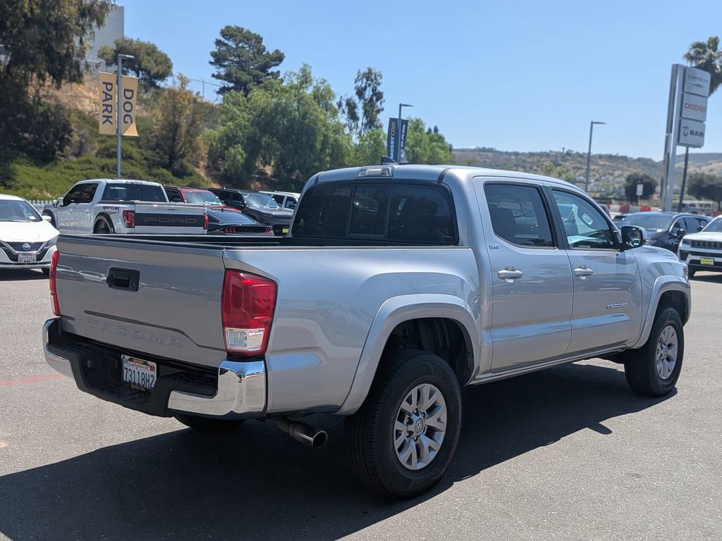 Used 2017 Toyota Tacoma SR5 w/ SR5 Appearance Package (SM) image 7