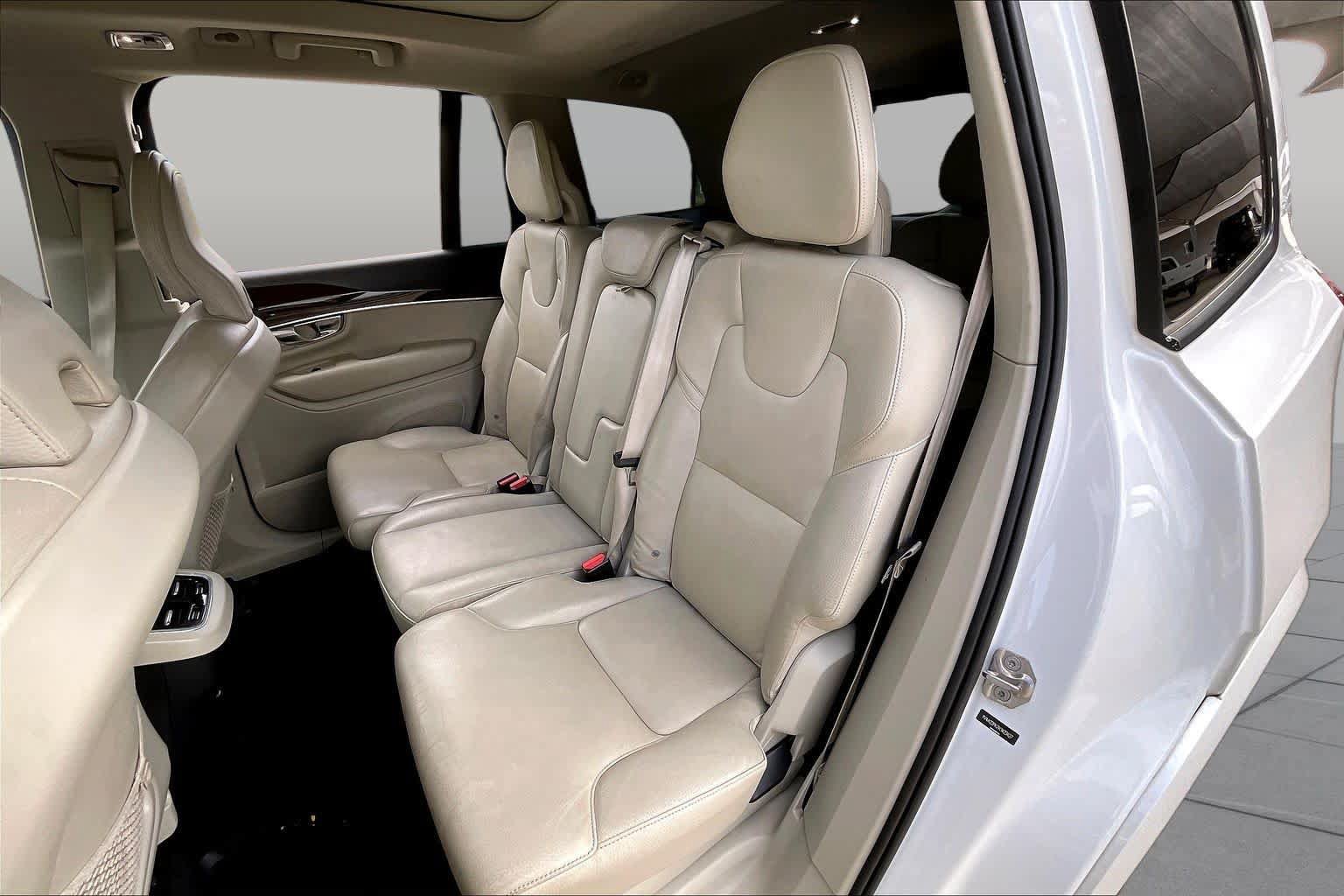 Used 2019 Volvo XC90 T6 Momentum w/ Advanced Package AWD/4WD image 20