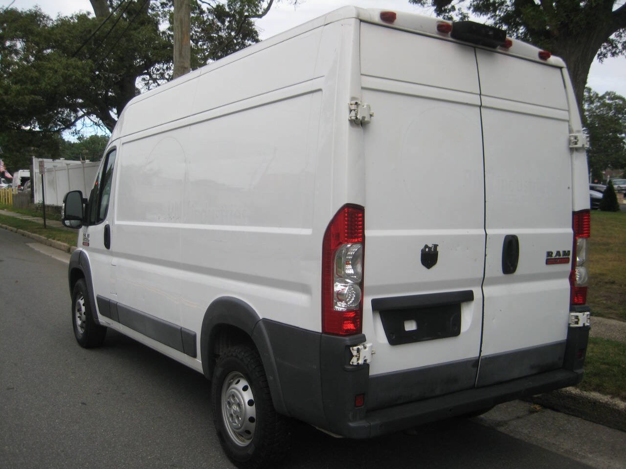 Used 2017 RAM ProMaster 2500 w/ Interior Convenience Group FWD image 4
