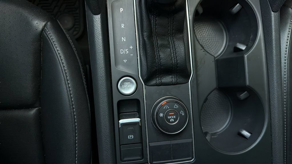 Used 2018 Volkswagen Atlas SE AWD/4WD image 24