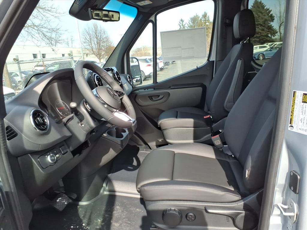 New 2026 Mercedes-Benz Sprinter 2500 image 12