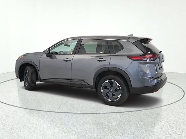 Used 2025 Nissan Rogue SV AWD/4WD image 3
