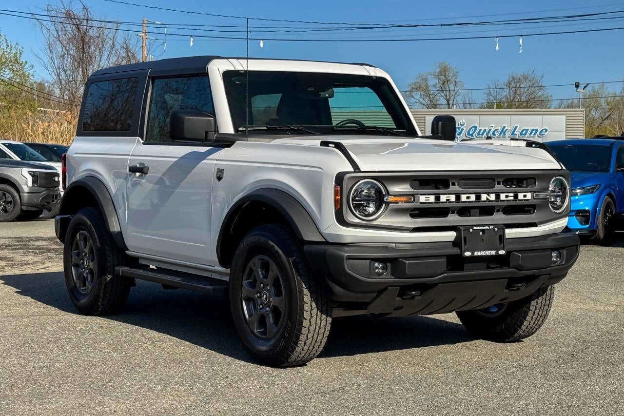 Used 2024 Ford Bronco Big Bend AWD/4WD image 1