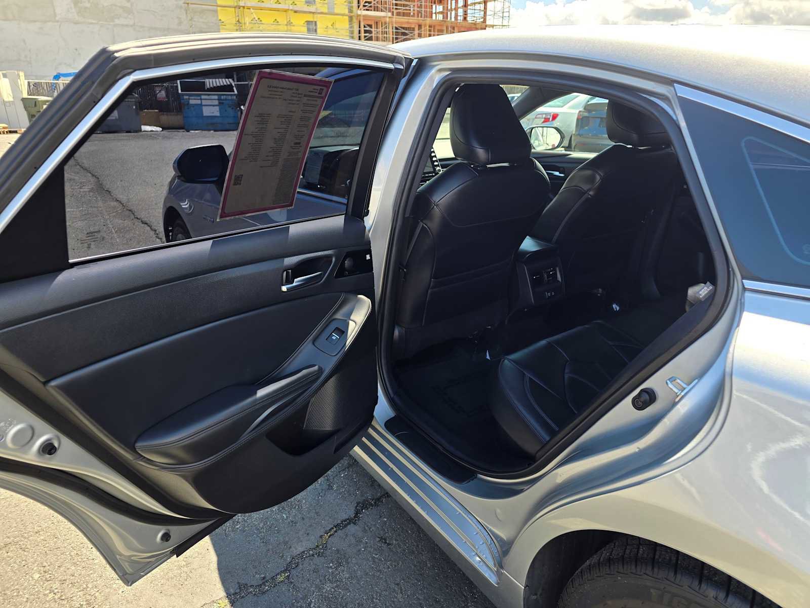 Used 2021 Toyota Avalon XLE w/ Carpet Mat Package (TMS) image 17