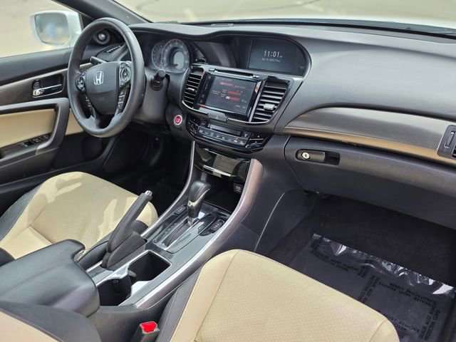 Used 2016 Honda Accord EX-L image 9