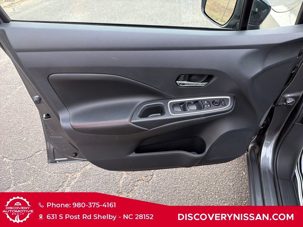 Certified 2025 Nissan Versa SR w/ Trunk Package image 11