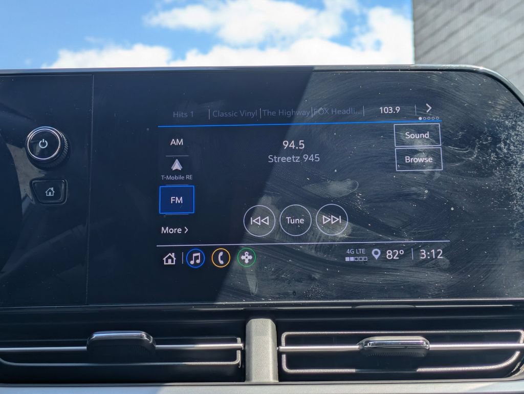 Used 2025 Chevrolet Trax LS FWD image 21