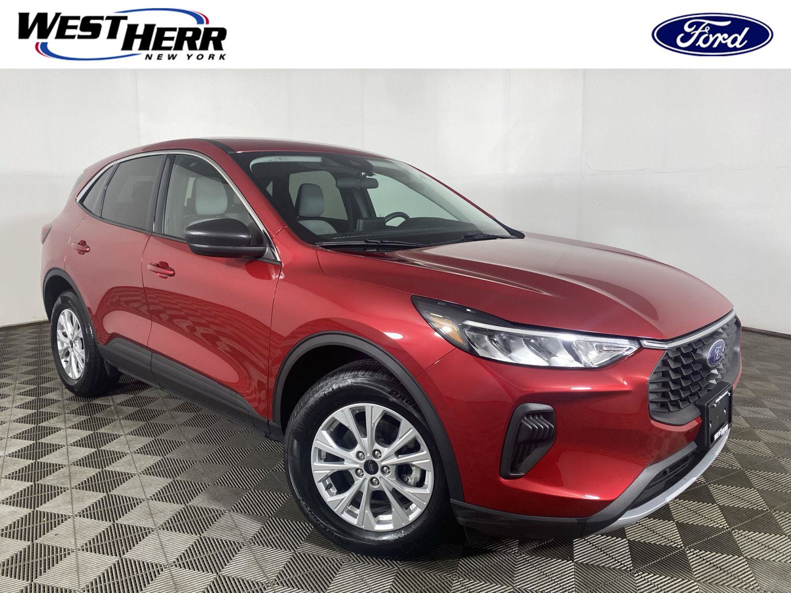 Used 2023 Ford Escape Active AWD/4WD image 1
