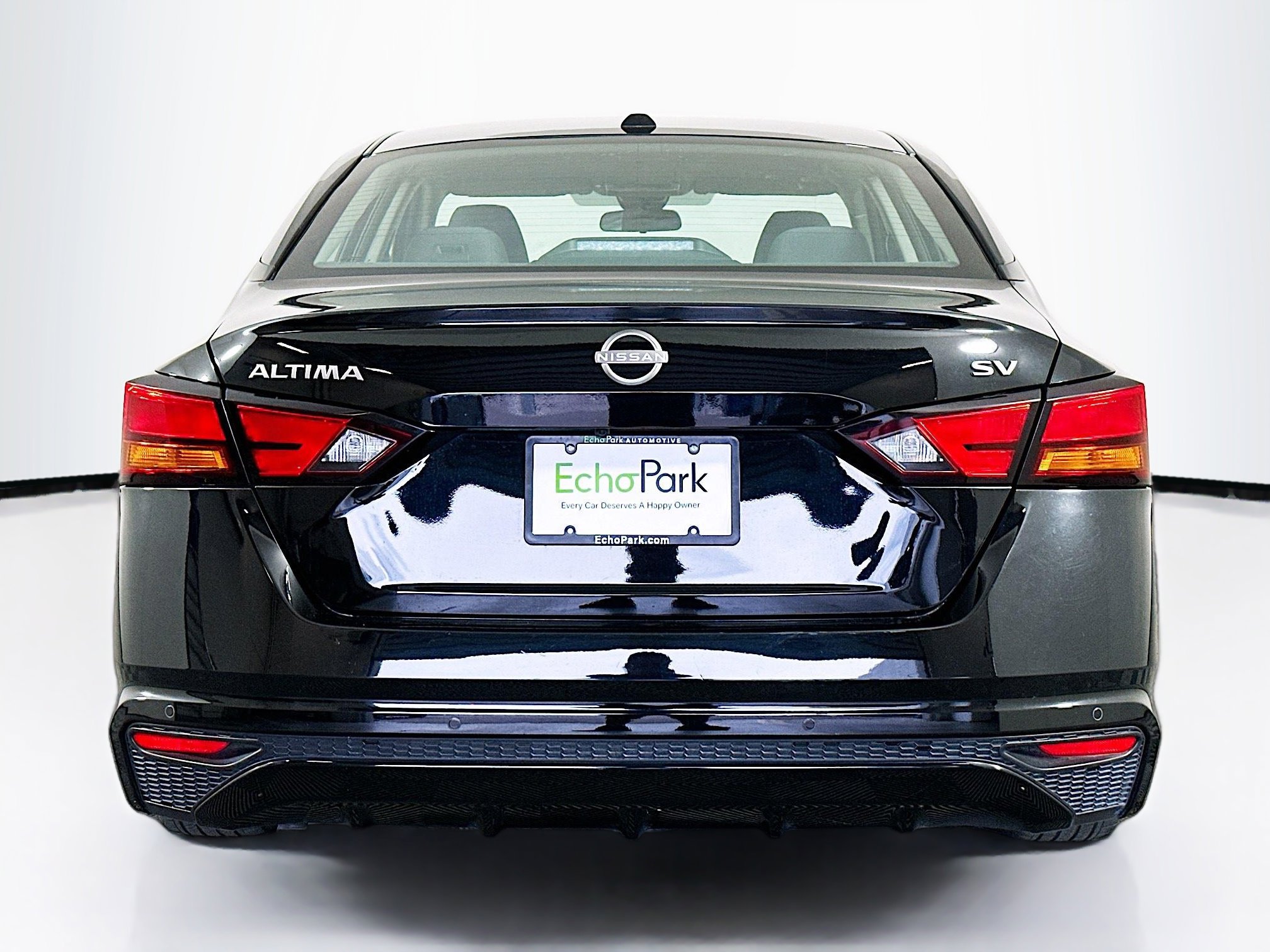 Used 2024 Nissan Altima 2.5 SV image 7