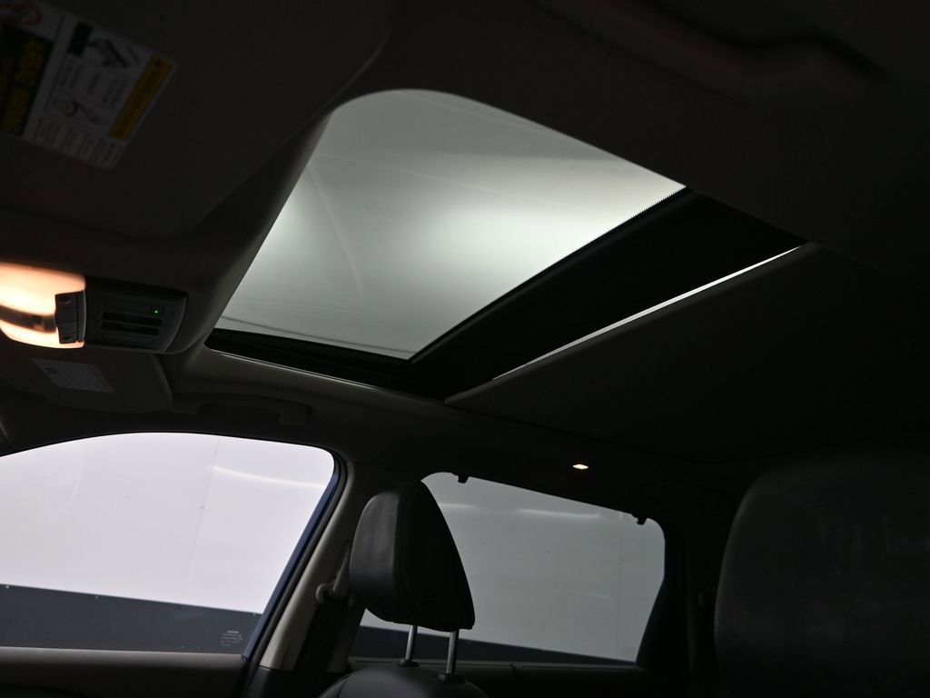 Used 2021 Nissan Rogue Platinum image 27