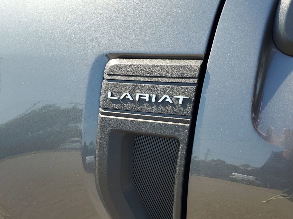 New 2025 Ford Maverick Lariat image 6