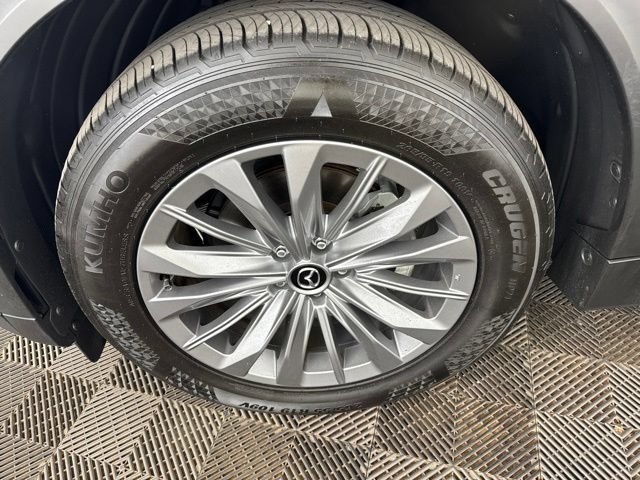Used 2024 MAZDA CX-90 3.3 Turbo w/ Select Package AWD/4WD image 32