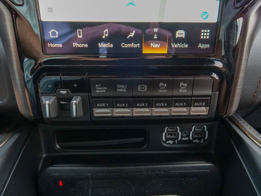 Used 2022 RAM 2500 Limited AWD/4WD image 33