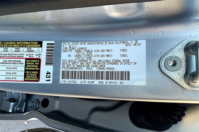 Used 2024 Toyota Tacoma TRD Off-Road image 36
