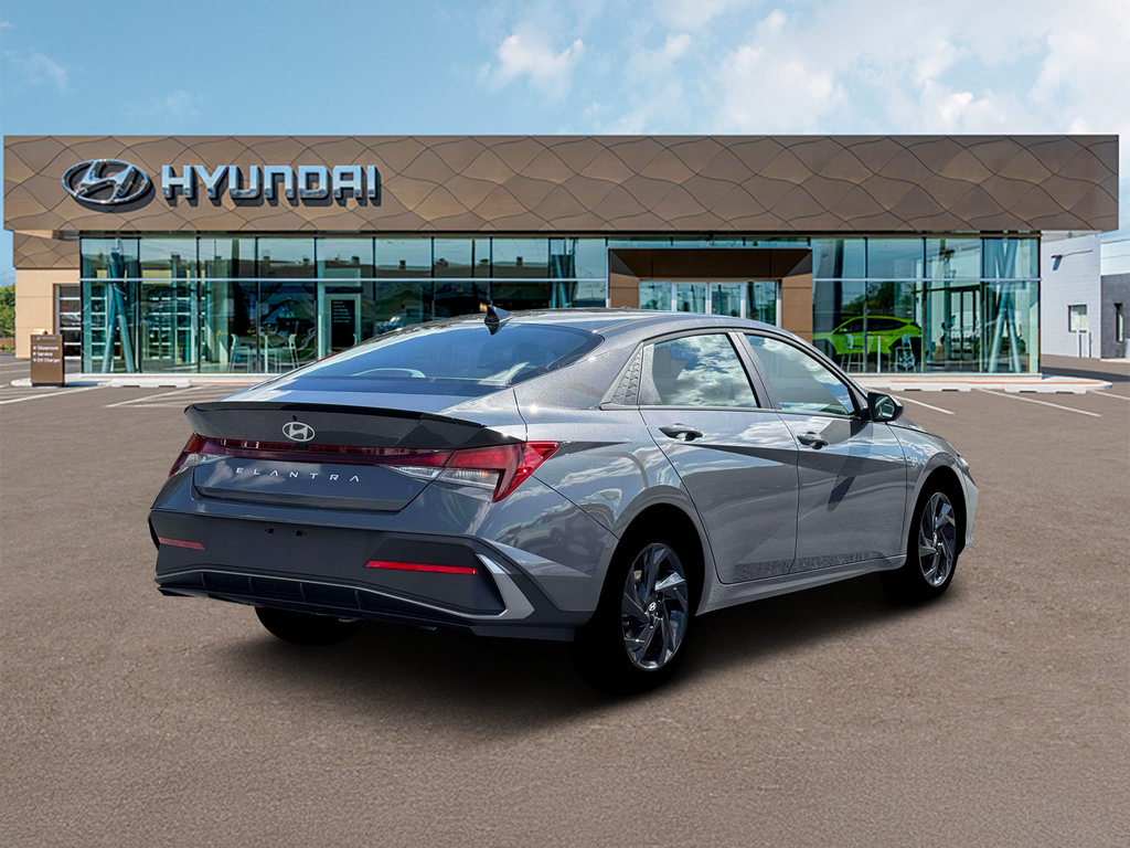 New 2026 Hyundai Elantra SEL Sport FWD image 7