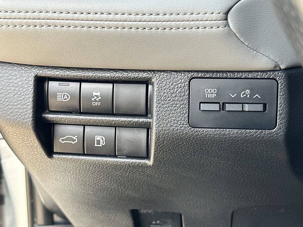 Used 2019 Toyota Avalon XSE w/ Carpet Mat Package FWD image 23