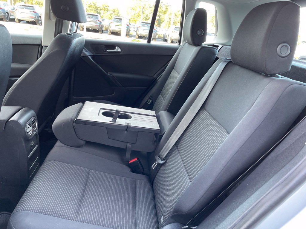 Used 2018 Volkswagen Tiguan Limited AWD/4WD image 15
