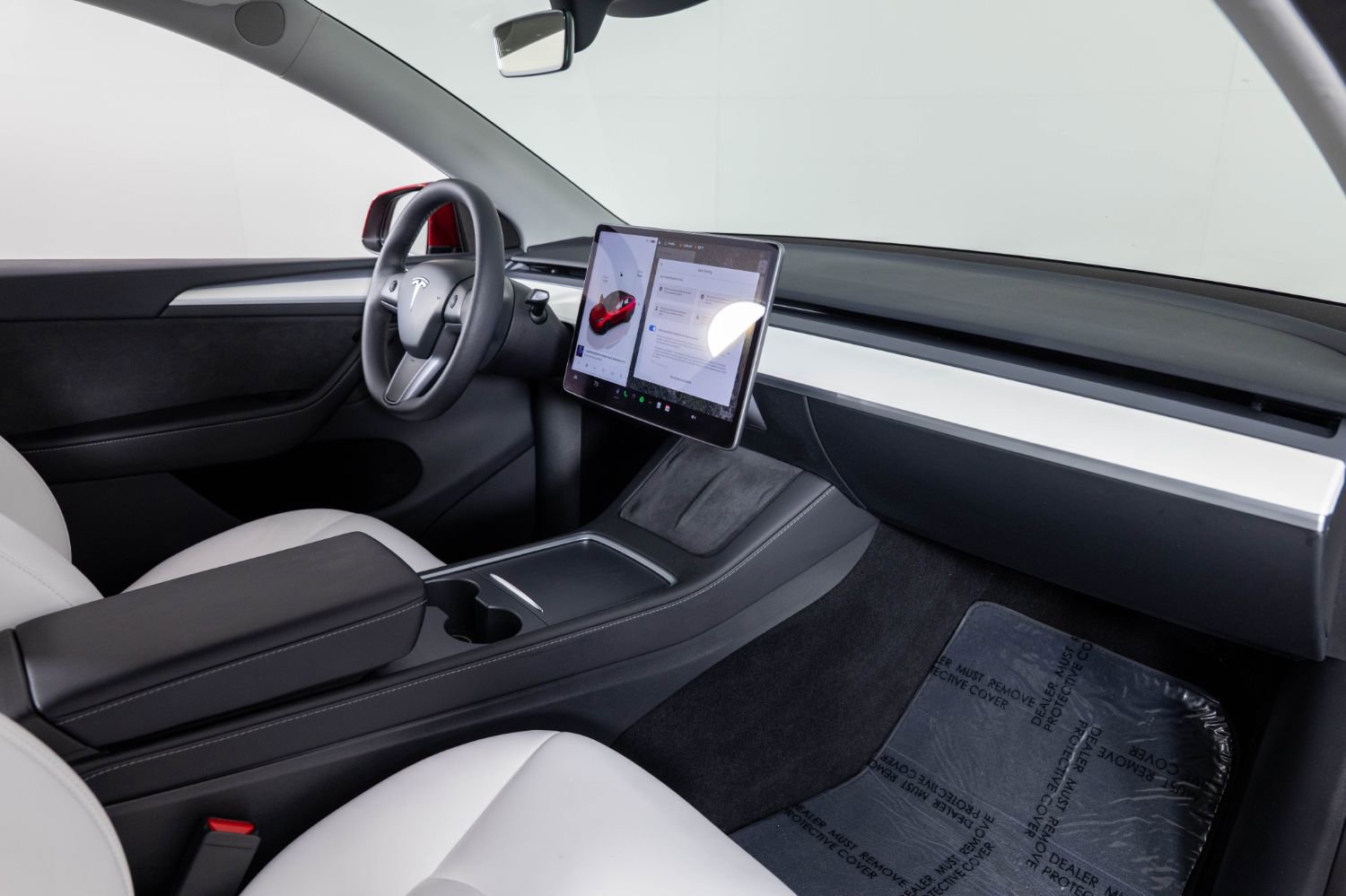 Used 2024 Tesla Model Y Long Range image 25