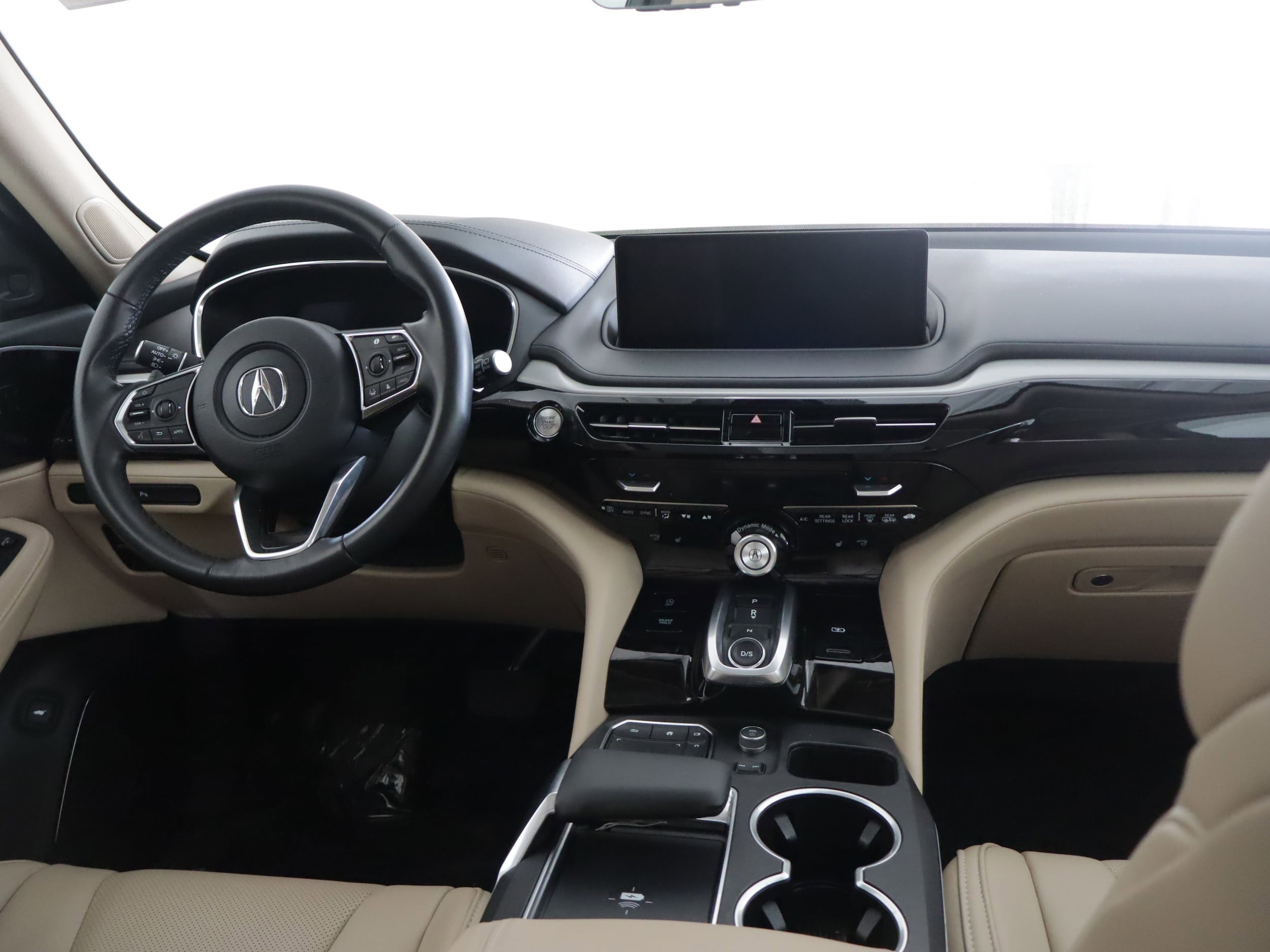 Used 2023 Acura MDX SH-AWD w/ Technology Package image 2