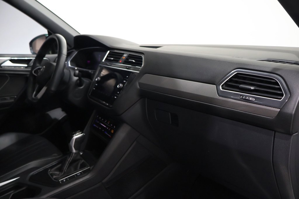 Used 2023 Volkswagen Tiguan SE R-Line FWD image 19
