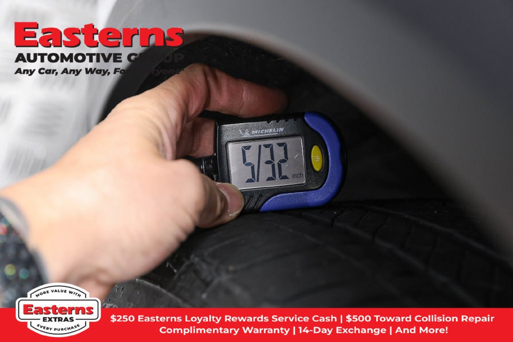 Used 2023 Acura MDX w/ Technology Package AWD/4WD image 30