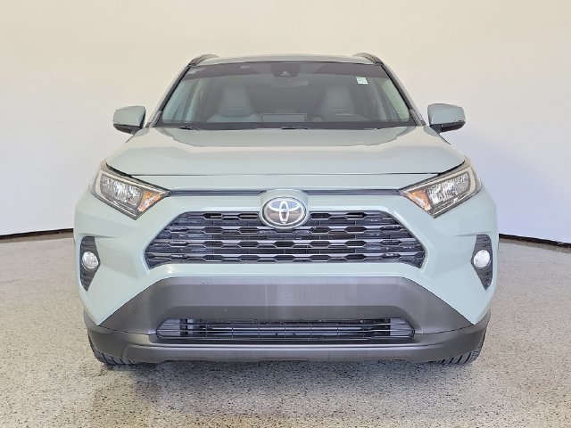 Used 2021 Toyota RAV4 XLE Premium FWD image 3