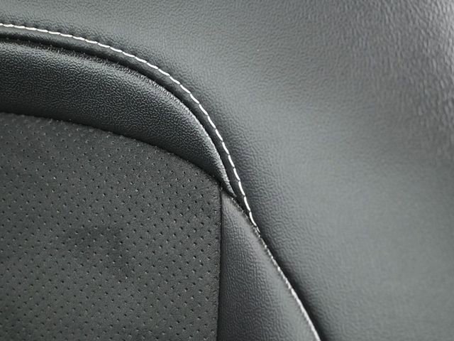 Used 2024 Jeep Grand Cherokee L Laredo image 14