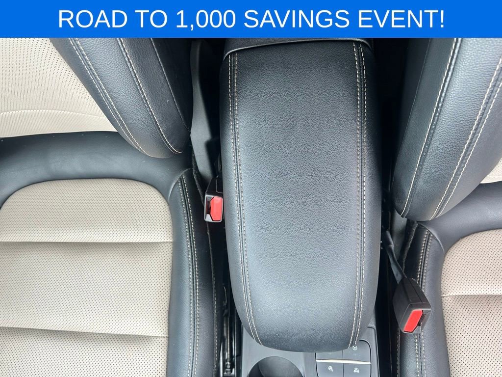 Certified 2022 Ford Escape Titanium w/ Titanium Elite Package image 23