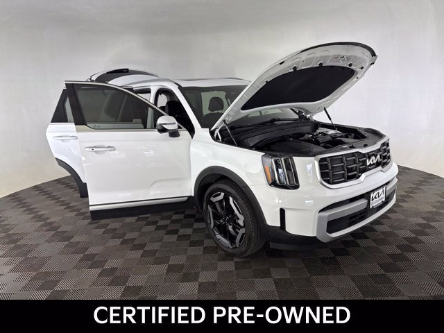 Certified 2024 Kia Telluride S w/ S Sunroof Package AWD/4WD image 17