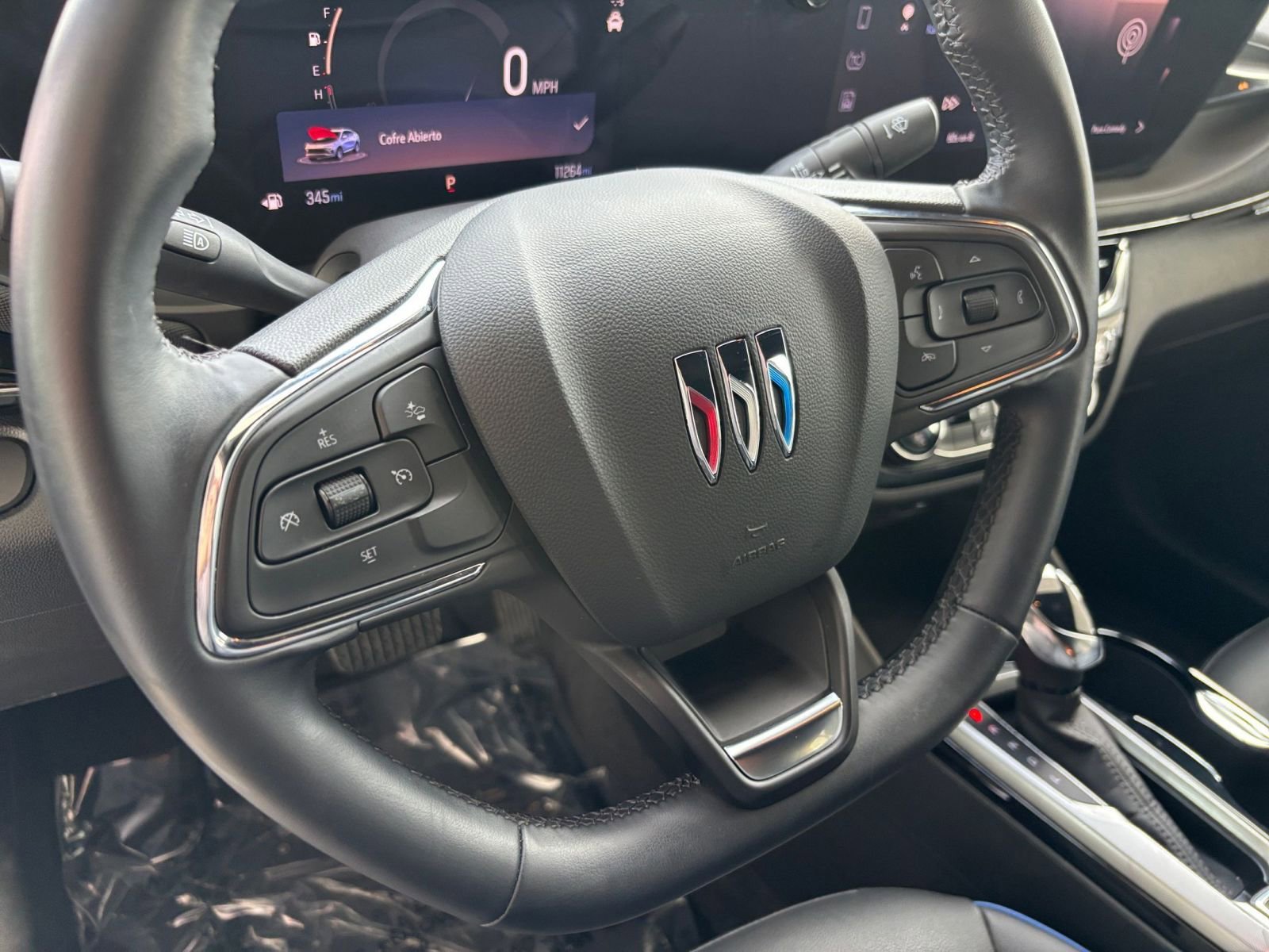 Used 2025 Buick Envista Sport Touring image 28