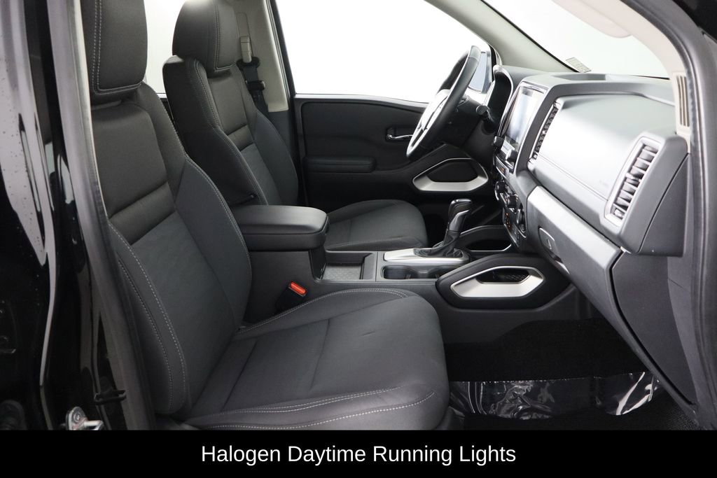 Used 2022 Nissan Frontier SV image 19