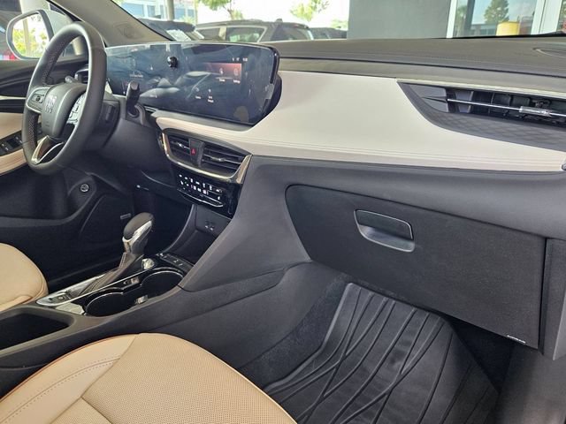 Used 2026 Buick Encore GX Avenir w/ Avenir Technology Package FWD image 25
