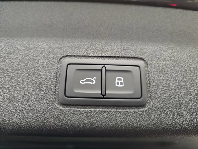 New 2026 Audi Q3 quattro 2.0T AWD/4WD image 34